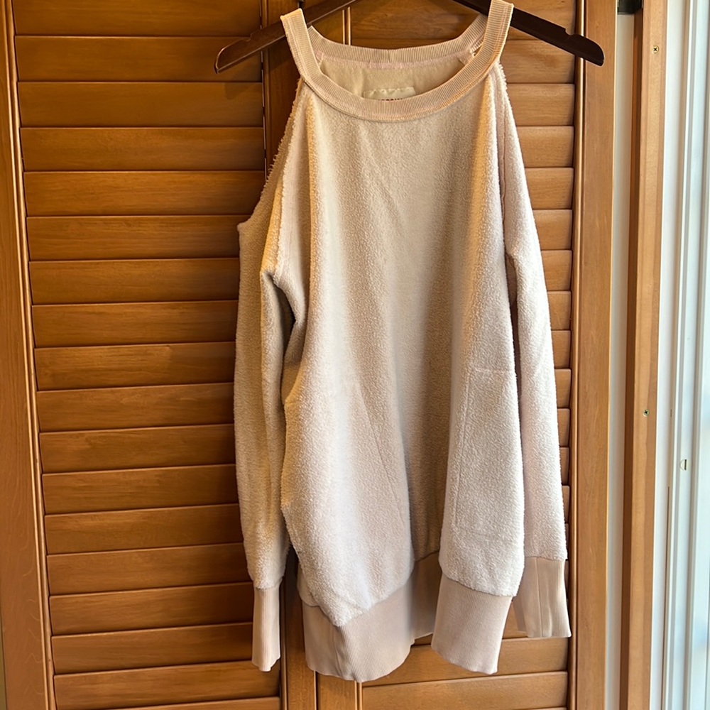 Fleece cut out shoulder sweatshirt